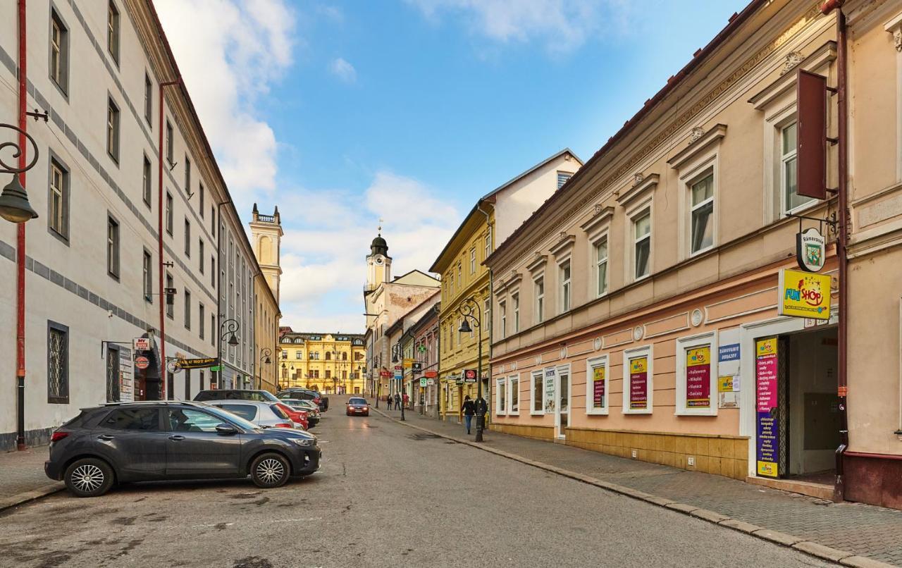 Apartman Bb Centrum Банска-Бистрица Экстерьер фото