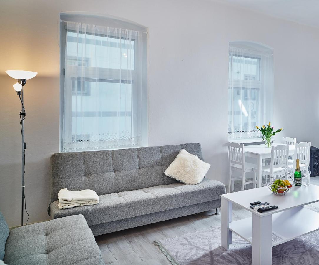 Apartman Bb Centrum Банска-Бистрица Экстерьер фото