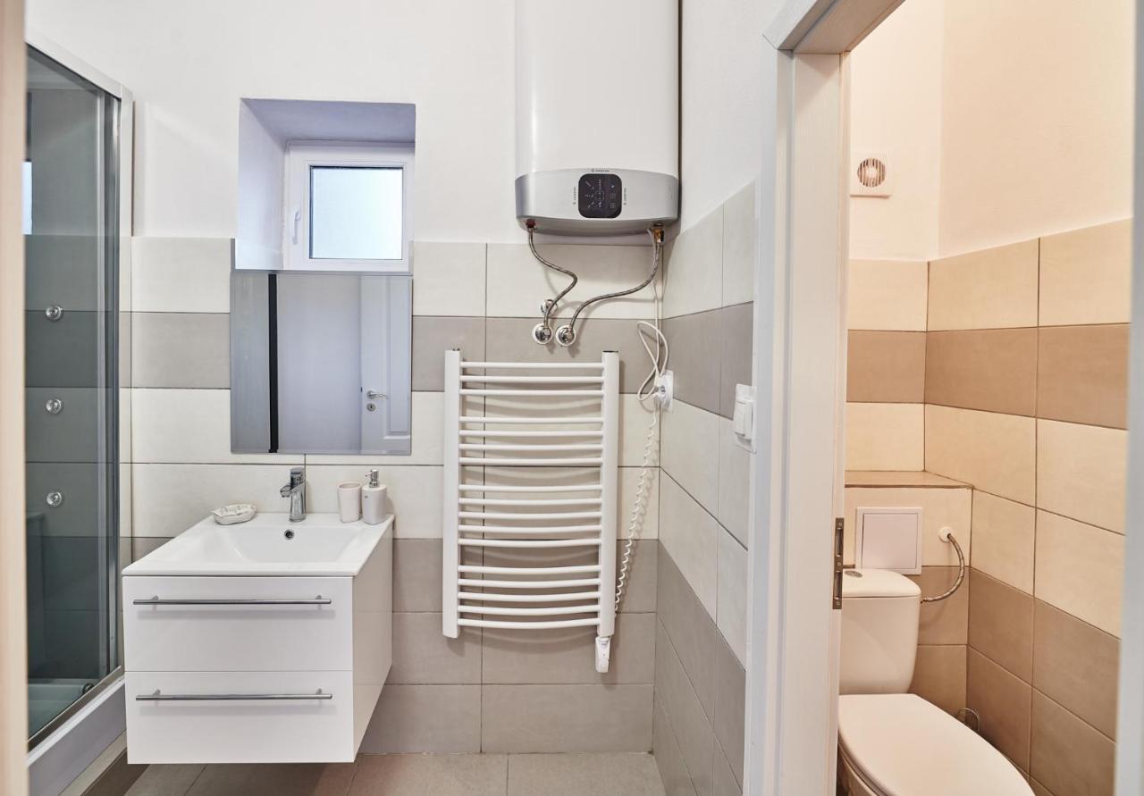 Apartman Bb Centrum Банска-Бистрица Экстерьер фото