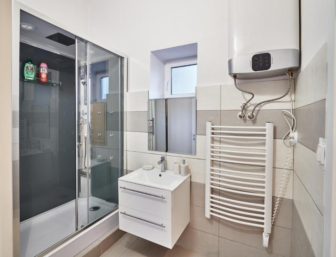 Apartman Bb Centrum Банска-Бистрица Экстерьер фото
